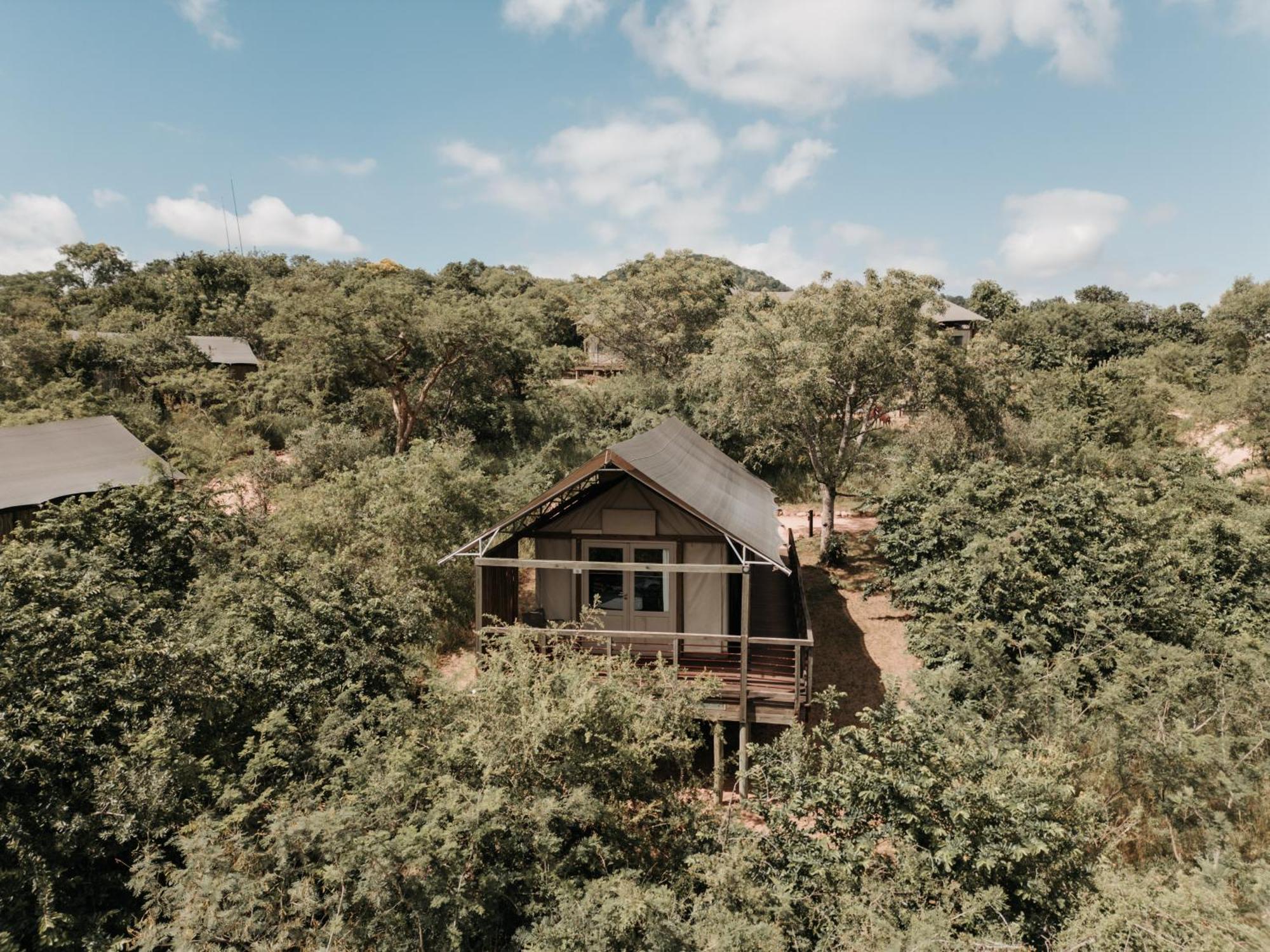 Ndhula Luxury Tented Lodge *