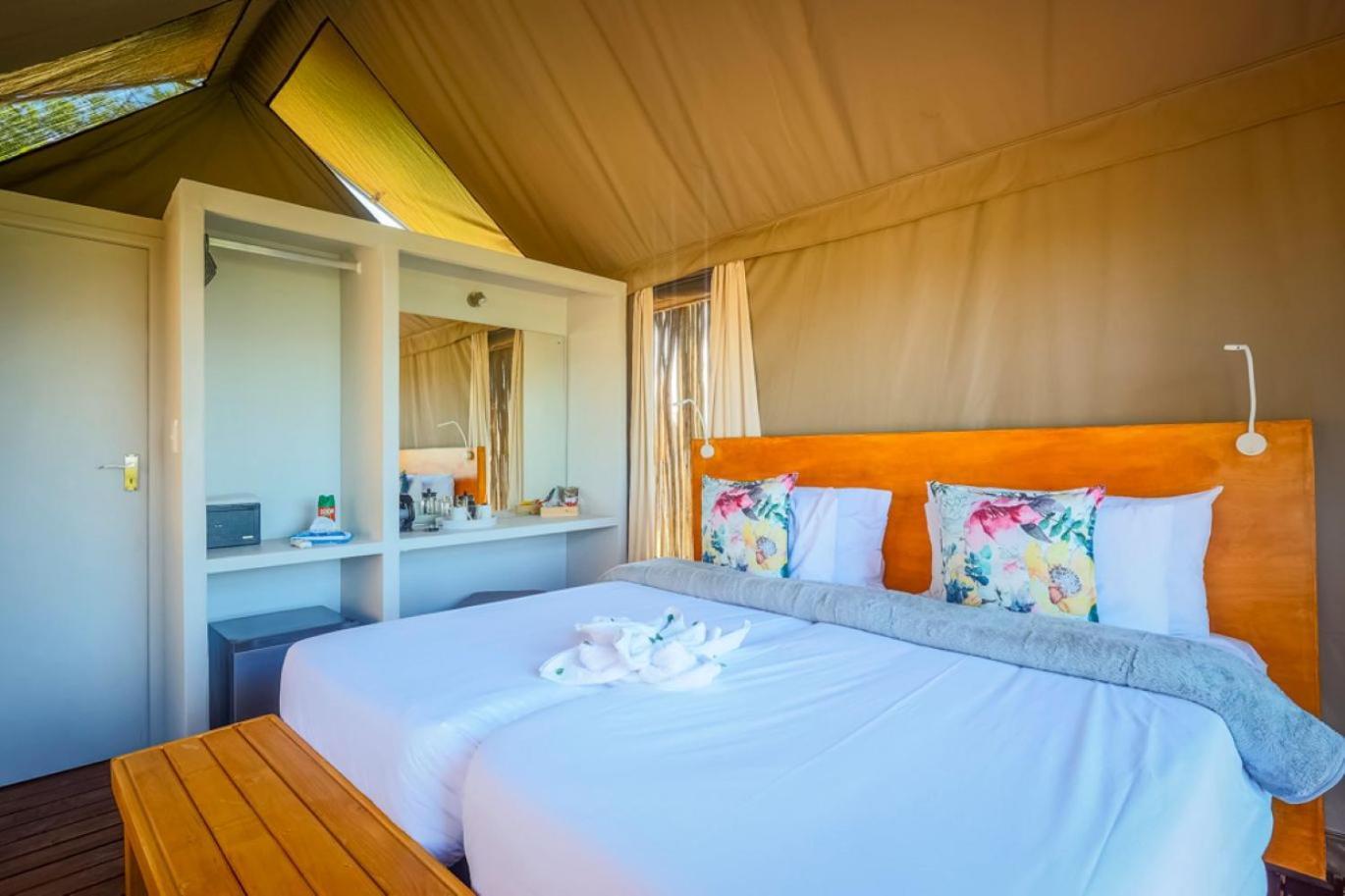 Ndhula Luxury Tented *