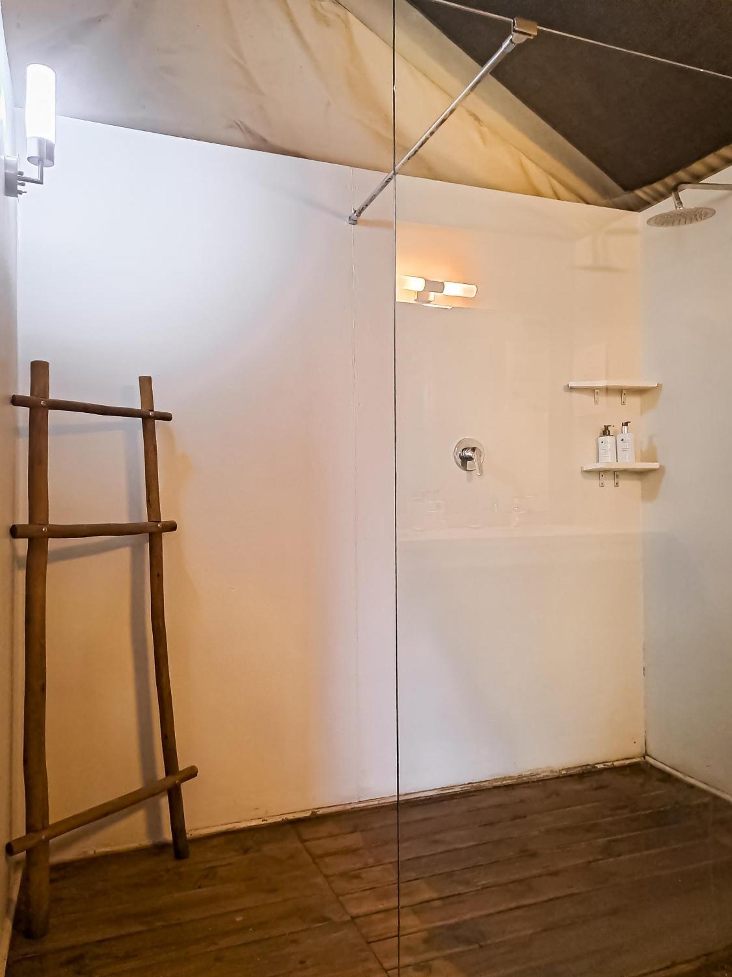 Ndhula Luxury Tented Lodge White River